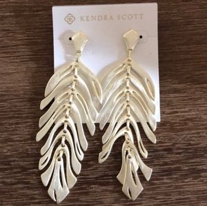 Kendra Scott Gold Lotus Earrings